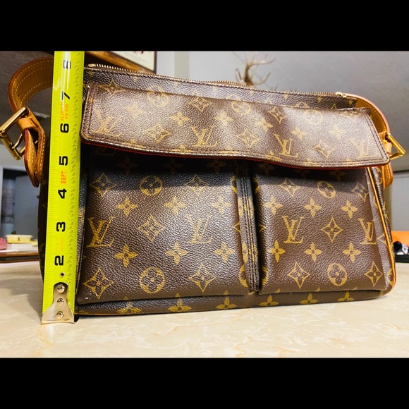 Authentic Louis Vuitton shoulder bag💯 - Picture 8 of 9